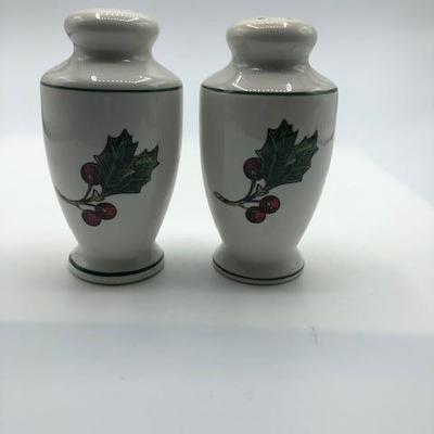 Winter Holiday Holly & Pine Salt and Pepper Shaker Set