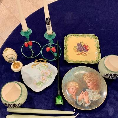 Mixed Lot of Porcelain and Collectible Items