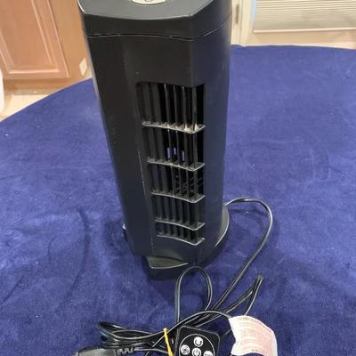 Tilted fan  And moving fan w/ remote 
