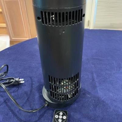 Tilted fan  And moving fan w/ remote 