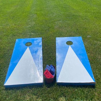Lot # 581 Corn Hole Set, Bocce, Yard Dice and Beach Toys 