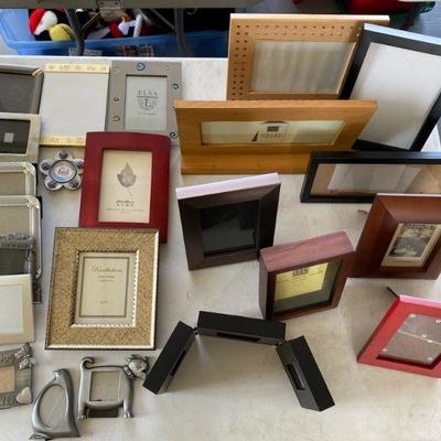 Lot #591 Lot of Various Picture Frames 