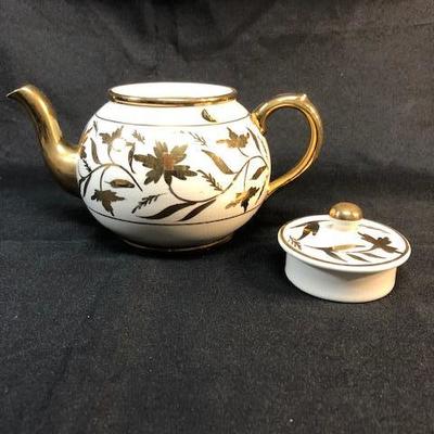 White & Gold Arthur Wood Tea Pot