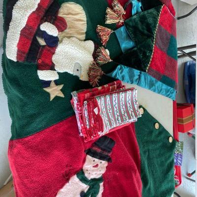 Lot # 603 Lot of Christmas Linens and Tree skirt  