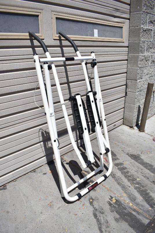 XL Glider by Excel. Folds Up for Storage