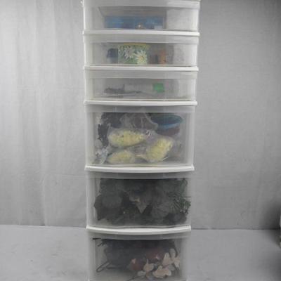 7 Drawer Clear/White Organizer. Contents Included