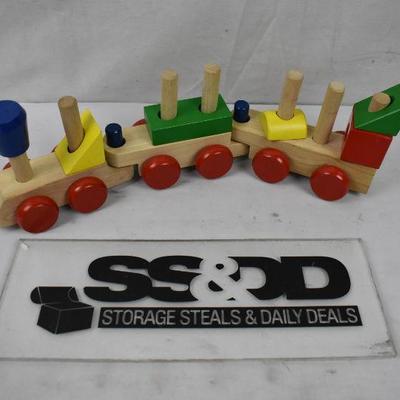 Small Wooden Train with Adjustable Blocks
