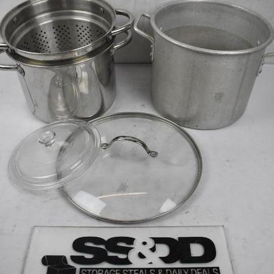 5 pc Cooking: 3 Metal Pans & 2 Glass/Metal Lids