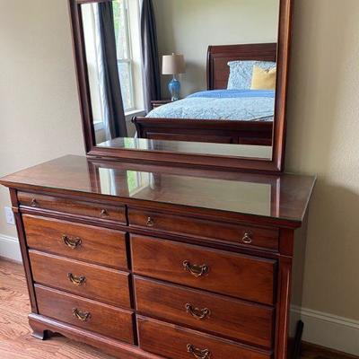 Vintage Hungerford Mahogany Double Dresser