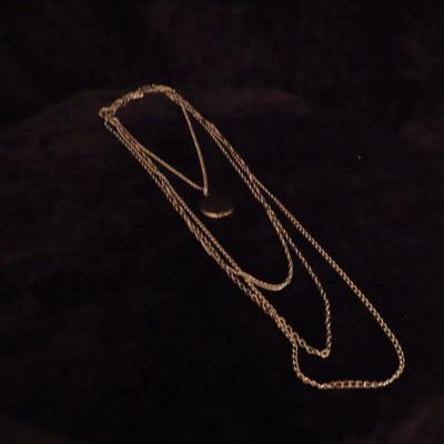 Vintage Silvertone Lockett Necklace 