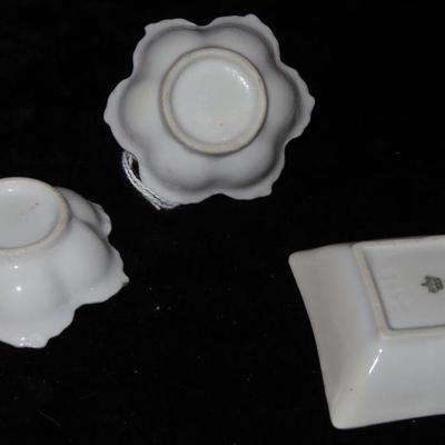 Vintage hand painted mini dishes