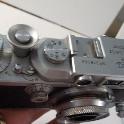 " Vintage Leica - D.R.P. Ernst Leitz Wetzlar / 35mm Camera".