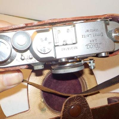 " Vintage Leica - D.R.P. Ernst Leitz Wetzlar / 35mm Camera".