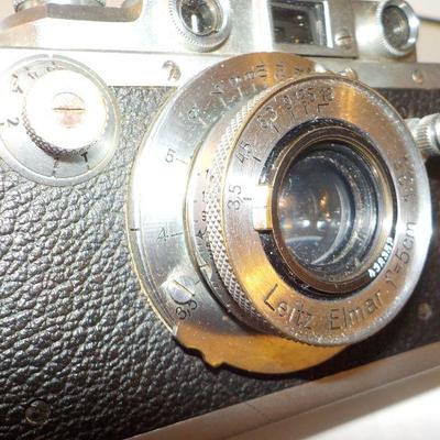 " Vintage Leica - D.R.P. Ernst Leitz Wetzlar / 35mm Camera".