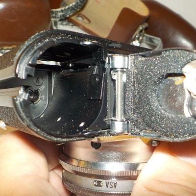 " Vintage Voigtlander Vitomatic 2/ 35 mm. camera" 