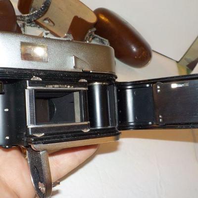 " Vintage Voigtlander Vitomatic 2/ 35 mm. camera" 