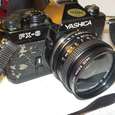 " Vintage Yashica FX-3 / 35 mm. Camera"