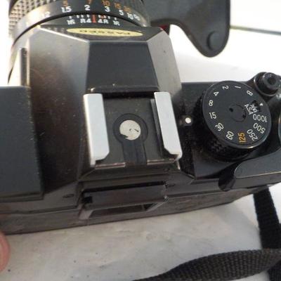 " Vintage Yashica FX-3 / 35 mm. Camera"