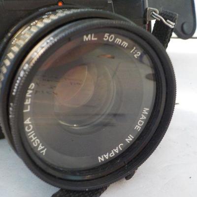 " Vintage Yashica FX-3 / 35 mm. Camera"