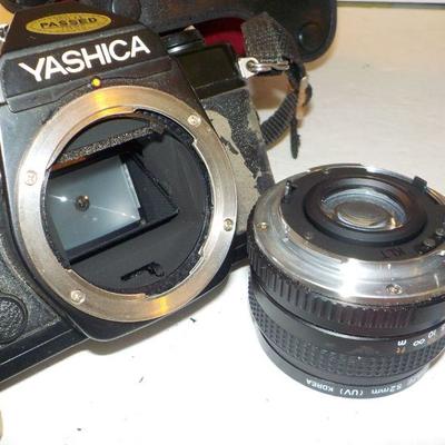 " Vintage Yashica FX-3 / 35 mm. Camera"