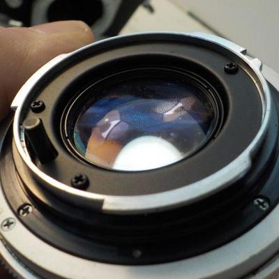 " Vintage Minolta 35 mm. SRT-101 Camera".