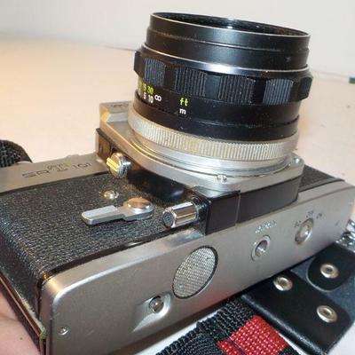 " Vintage Minolta 35 mm. SRT-101 Camera".