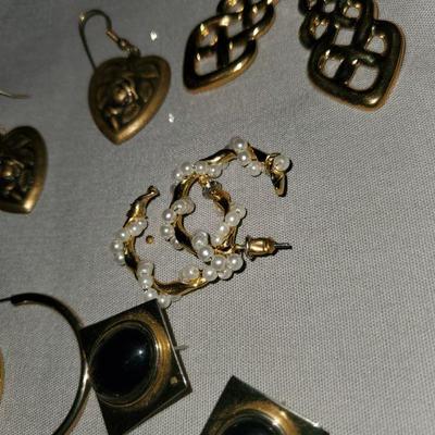 Gold Tone Earrings Lot#49