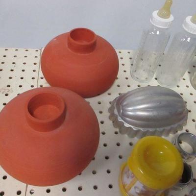 Lot 107 - Bottles - Chopper - Grader & More