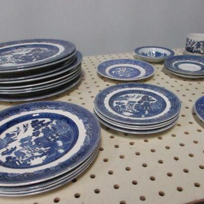 Lot 112 - Blue & White China - Johnson Brothers - Woods Ware 