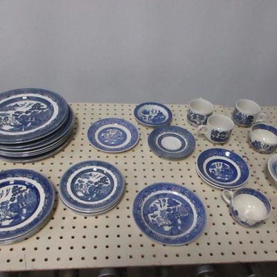 Lot 112 - Blue & White China - Johnson Brothers - Woods Ware 