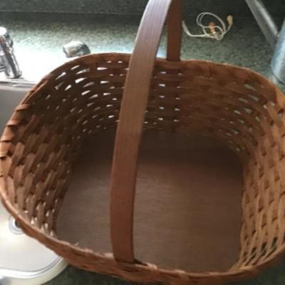 517: Amish Signed Split Oak Basket by Mahlon J. Gingerich