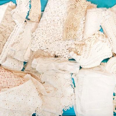 Vintage Lace Collection - Over 20 Pieces
