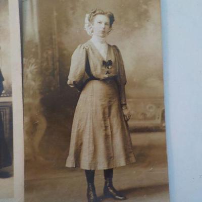 4 Real collectible 1900's photo's