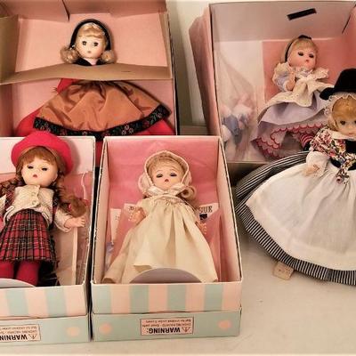 Lot #172   Madam Alexander Doll Lot - 5 dolls