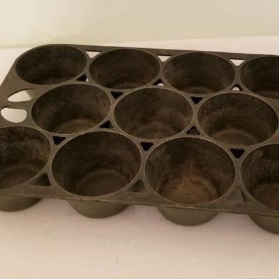 Lot #174  Antique Griswold Muffin Pan - No. 10