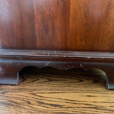 Vintage Traditional Solid Mahogany Tall Dresser 