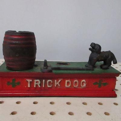 Lot 127 - Cast Iron Trick Dog Mechanical Bank
