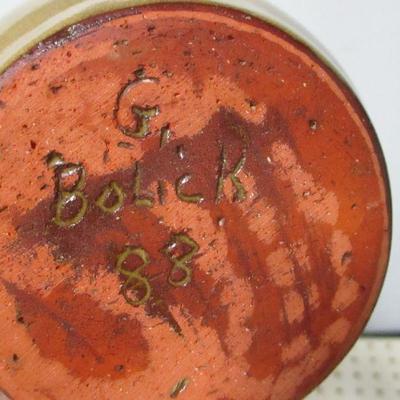 Lot 148 - Variety Of Pottery Items
