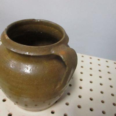 Lot 148 - Variety Of Pottery Items