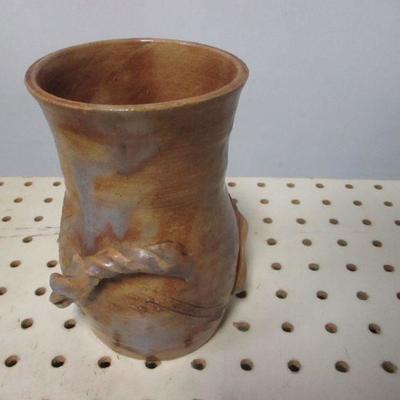 Lot 148 - Variety Of Pottery Items
