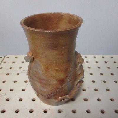 Lot 148 - Variety Of Pottery Items