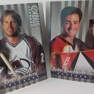 Donruss 97 Hockey hero's Peter Forsberg and John Vanbiesbrouck.