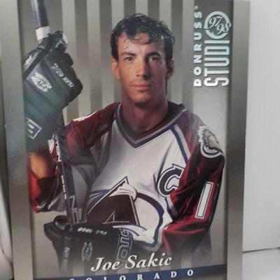 Donruss 97 Hockey hero's Teemu Selanne and Joe Sakie.