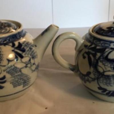 Lot #68 Pair of Antique Blue & White Teapots 