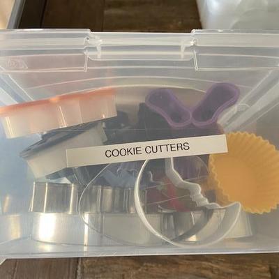 BUNDLE OF COOKIE CUTTERS, PANCAKE MOLDS, CUPCAKE HOLDERS
