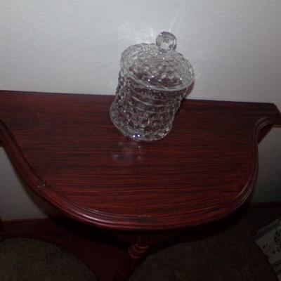 LOT 17 HALL TABLE & CRYSTAL CANISTER