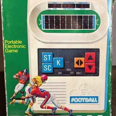 #55 Mattel Electronics FOOTBALL Game 