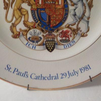 " The Marriage of H.R.H. The Prince of  Wales and Lady Diana Spencer Plate."