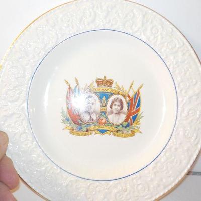 " King George & Queen Elizabeth Coronation May 12, 1937 Plate .