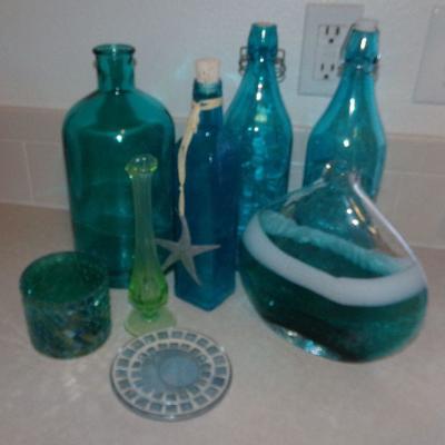 LOT 60  TEAL COLORED GLASS